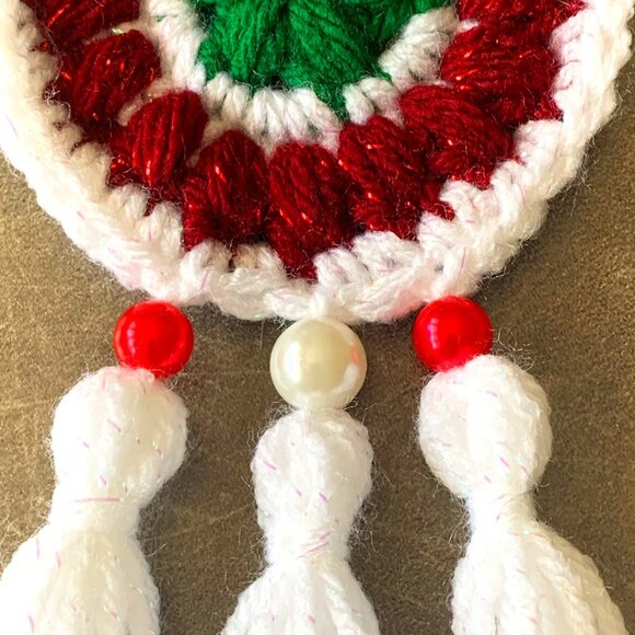 NEW 6 Christmas Hand Crocheted Dream Catchers - Picture 5 of 7